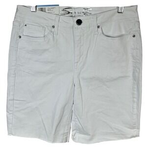 Seven7 Jeans Women's White Sunset Bermuda Cut Hem Shorts Size 10 NWT